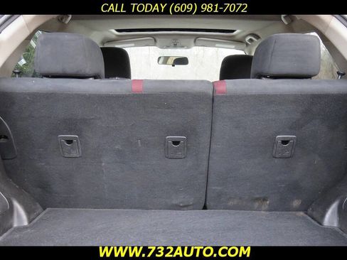 Used 2011 Nissan Juke SV image 29