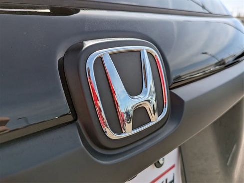 Used 2023 Honda Passport EX-L image 25