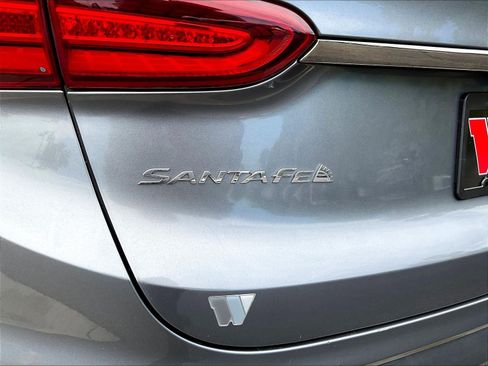 Used 2020 Hyundai Santa Fe Limited FWD image 23
