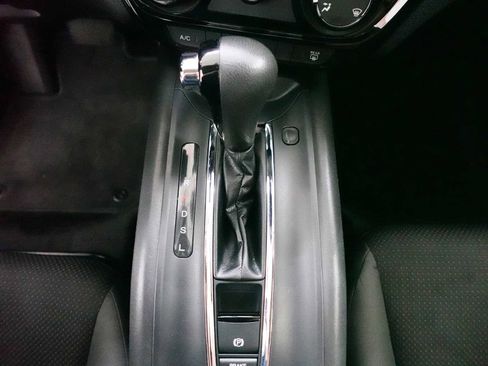 Certified 2020 Honda HR-V LX image 22