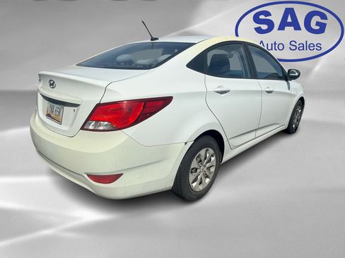 Used 2016 Hyundai Accent SE image 3