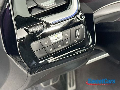 Used 2025 BMW Z4 M40i RWD image 26