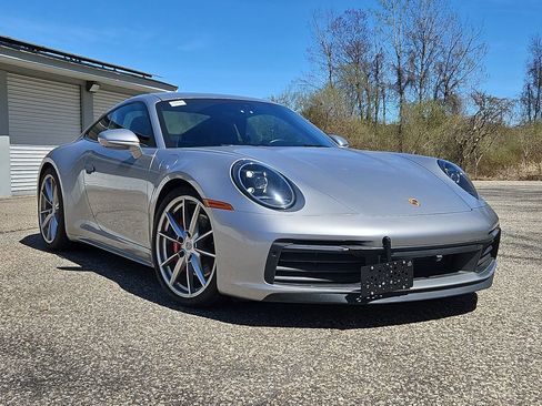 Certified 2024 Porsche 911 Carrera 4S AWD/4WD image 9