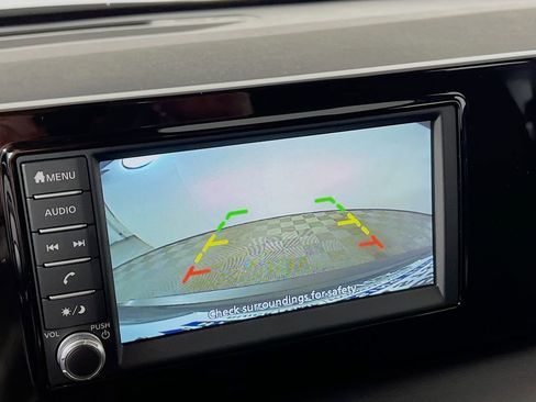 Used 2025 Nissan Kicks S image 12