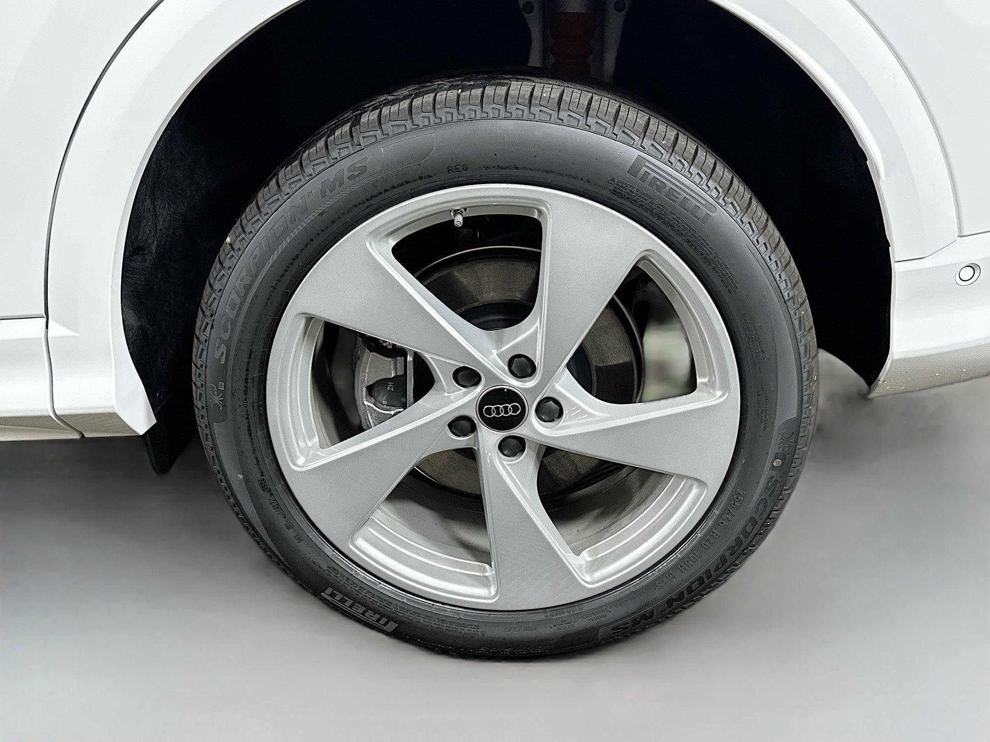 New 2026 Audi Q5 Premium Plus AWD/4WD image 32