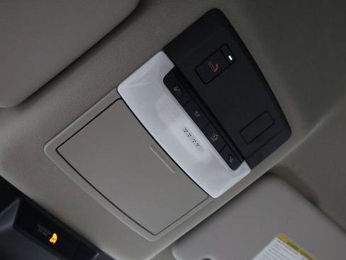 Certified 2025 Nissan Rogue SL image 21