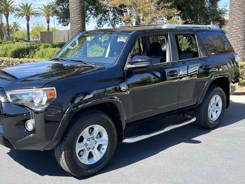 Used 2014 Toyota 4Runner SR5 image 51