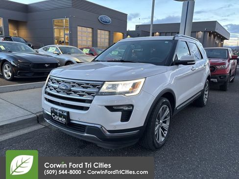 Used 2018 Ford Explorer Limited image 3
