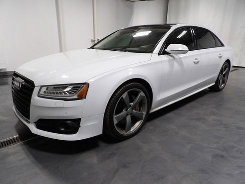 Used 2018 Audi A8 L 3.0T w/ Executive Package image 5