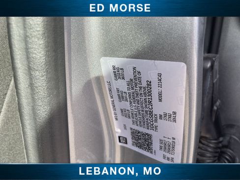 Used 2024 Chevrolet Colorado W/T image 31