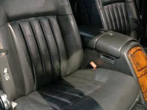 Used 2004 Rolls-Royce Phantom Sedan image 13