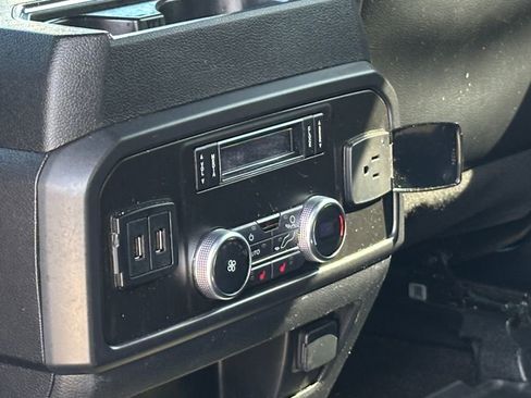 Used 2020 Ford Expedition Limited w/ Equipment Group 302A image 21