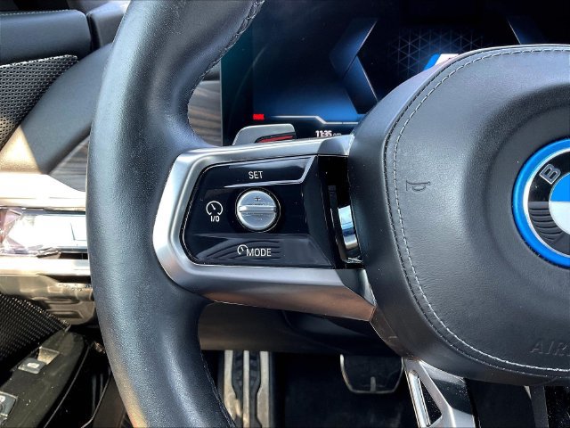 Used 2023 BMW i7 xDrive60 AWD/4WD image 13