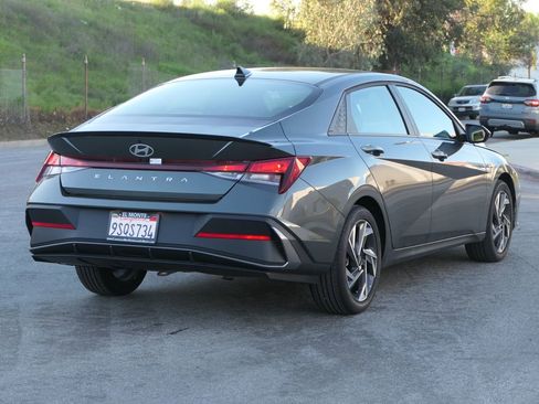 Certified 2025 Hyundai Elantra Sport w/ Cargo Package image 2
