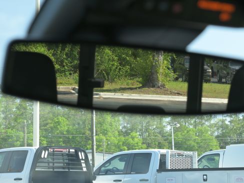 Used 2024 Chevrolet Colorado Z71 w/ Z71 Convenience Package 2 image 30