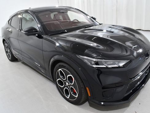 Used 2023 Ford Mustang Mach-E GT image 5