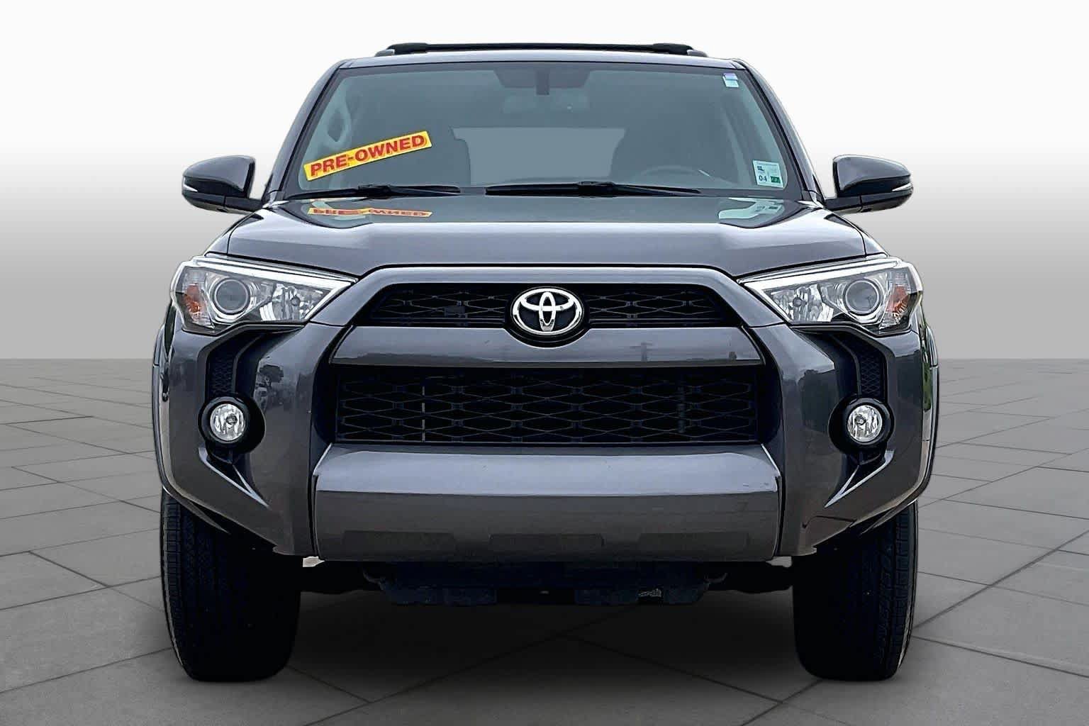 Used 2019 Toyota 4Runner SR5 Premium RWD image 2