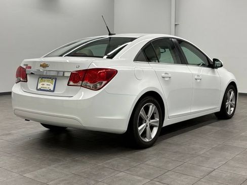 Used 2012 Chevrolet Cruze LT FWD image 2