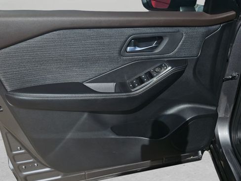 Certified 2023 Nissan Rogue SV AWD/4WD image 25