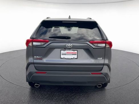 Used 2024 Toyota RAV4 XLE w/ Convenience Package FWD image 5
