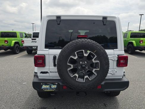 New 2025 Jeep Wrangler Sahara image 14