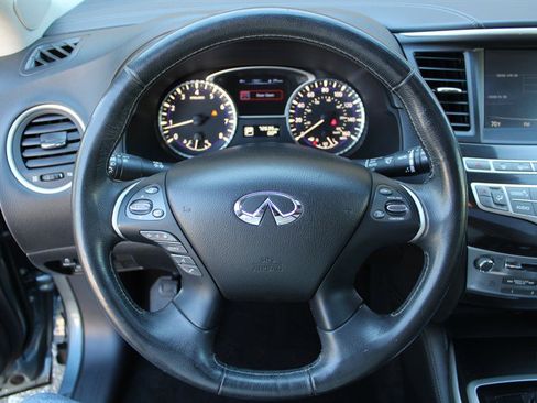 Used 2018 INFINITI QX60 AWD w/ Premium Plus Package w/ Premium Plus Package image 16