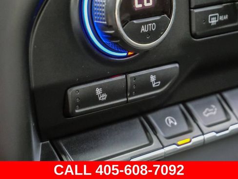 Used 2021 Chevrolet Silverado 1500 LT w/ Bed Protection Package AWD/4WD image 32
