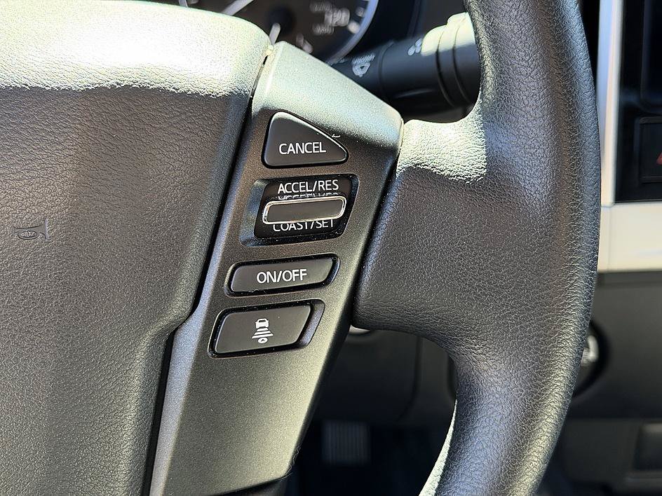 Used 2025 Nissan Frontier SV AWD/4WD image 23