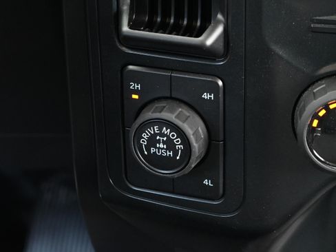 Used 2025 Ford F150 XL w/ Equipment Group 103A High AWD/4WD image 21