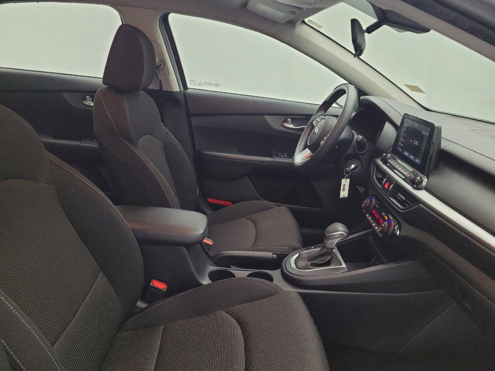 Used 2019 Kia Forte LXS FWD image 21