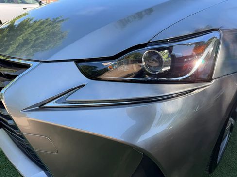 Used 2018 Lexus IS 300 AWD w/ Comfort Package image 10