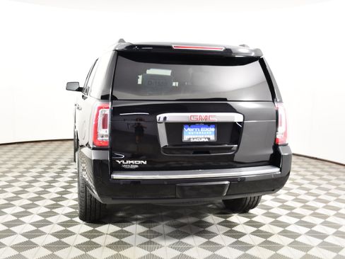 Used 2018 GMC Yukon Denali w/ Open Road Package AWD/4WD image 7