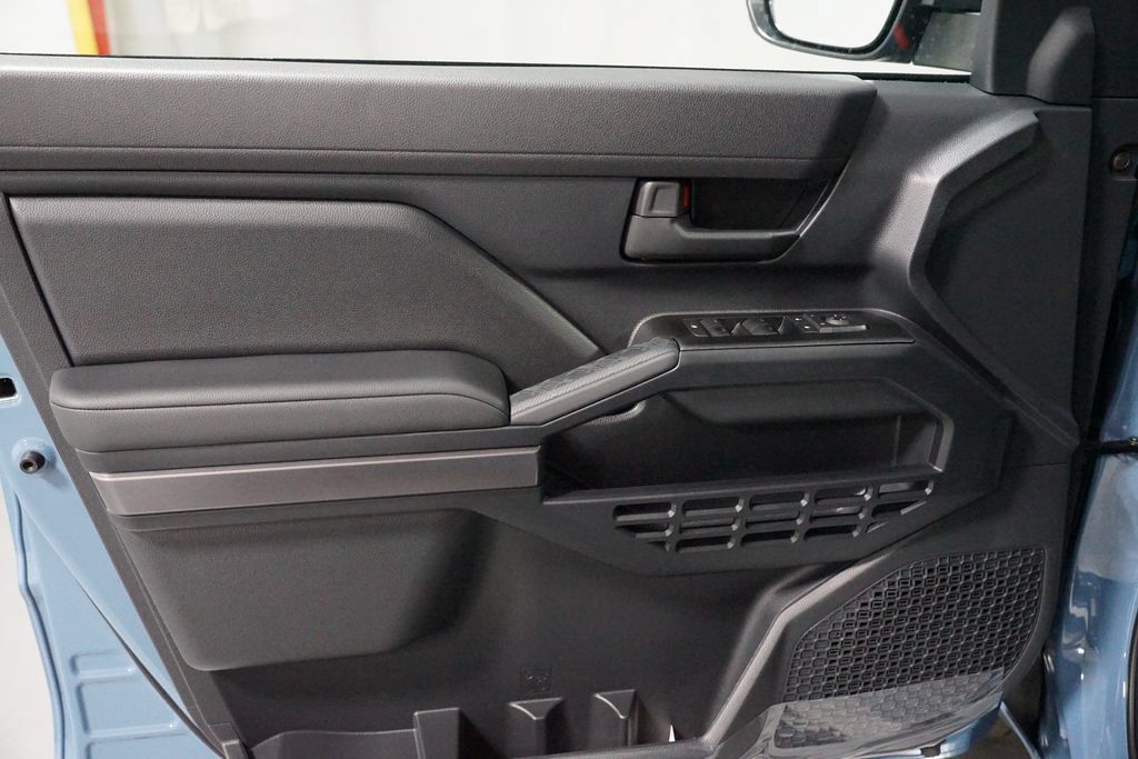 New 2026 Toyota 4Runner SR5 AWD/4WD image 31