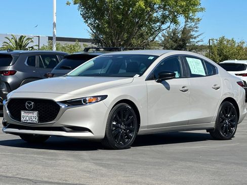 Certified 2025 MAZDA MAZDA3 s FWD image 10
