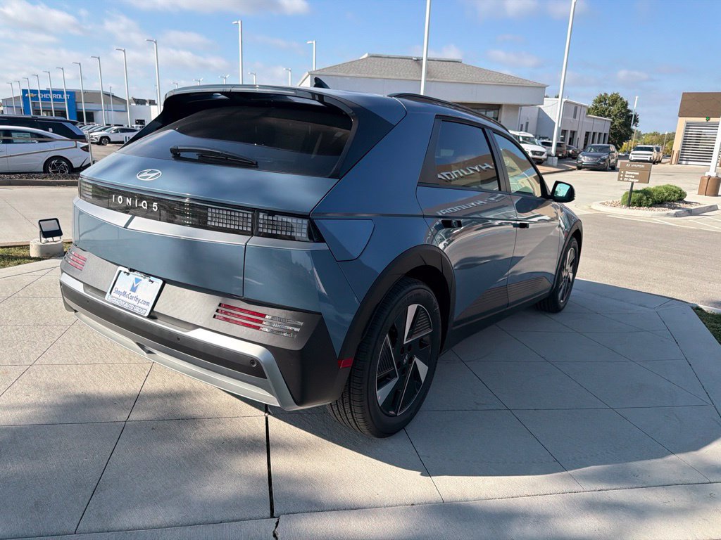 New 2027 Hyundai Ioniq 5 SEL RWD image 5