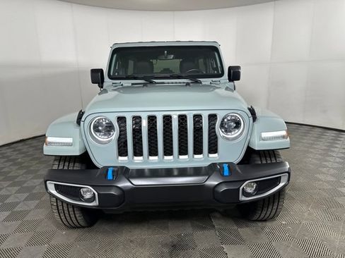 Used 2023 Jeep Wrangler Unlimited Sahara w/ Cold Weather Group image 8