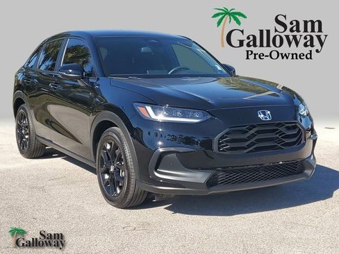 Used 2024 Honda HR-V Sport image 1