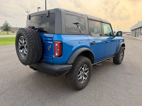 Used 2024 Ford Bronco Badlands AWD/4WD image 5
