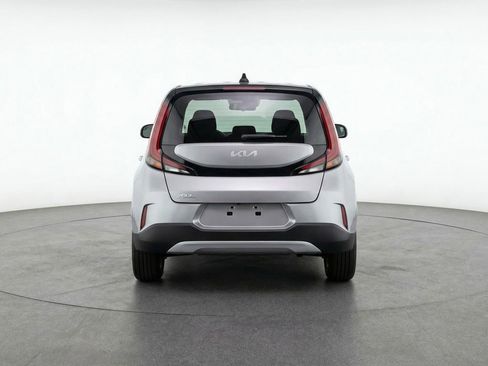 Used 2025 Kia Soul LX w/ LX Technology Package image 7