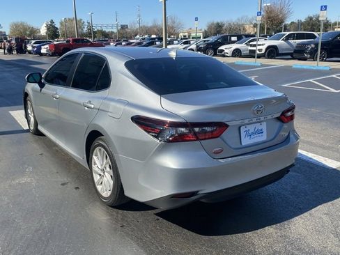 Used 2024 Toyota Camry LE image 6