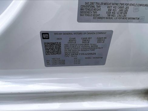 Used 2025 Chevrolet Silverado 2500 LT w/ Convenience Package image 33