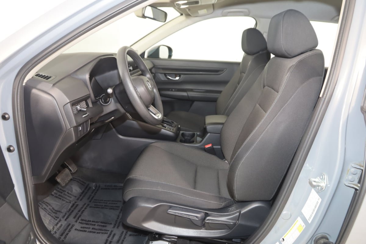 Used 2024 Honda CR-V LX image 10