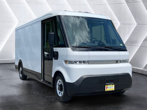 Used 2024 Chevrolet Brightdrop 600 w/ Commercial Equipment Package AWD/4WD image 8