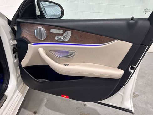 Used 2017 Mercedes-Benz E 400 4MATIC Wagon image 51
