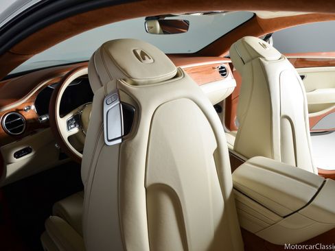 Used 2022 Bentley Continental GT image 29