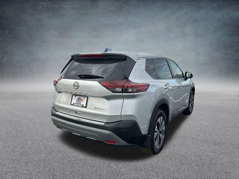 Used 2023 Nissan Rogue SV AWD/4WD image 6