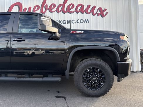 Used 2022 Chevrolet Silverado 2500 LTZ w/ LTZ Plus Package image 34