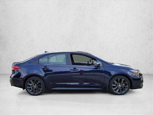 Used 2026 Toyota Corolla SE FWD image 4