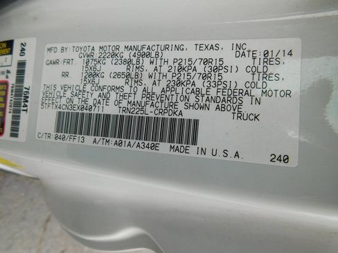 Used 2014 Toyota Tacoma 2WD Access Cab image 12