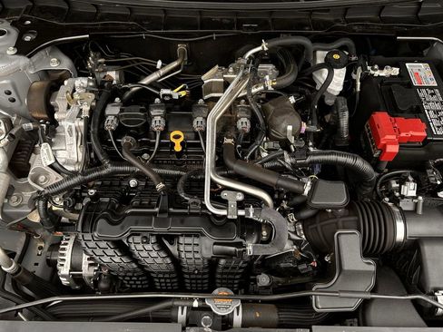 Used 2024 Nissan Altima 2.5 SV image 34